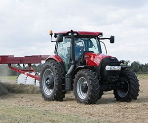 Case IH Maxxum tractor.