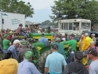 John Deere 730 and 430 on the Pioneer Power auction.