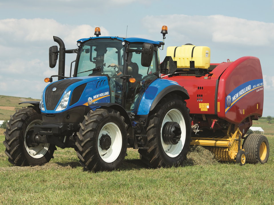 Воронежский тракторный. Трактор New Holland td5. New Holland td5.110. New Holland 5.110. Трактор Нью Холланд т5 110.