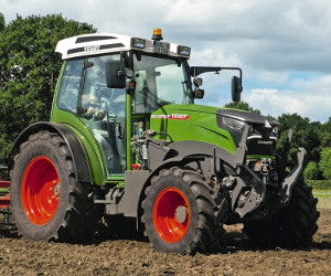 Fendt e100 electric tractor