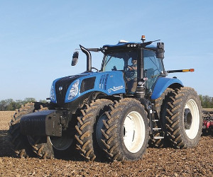 New Holland T8 series tractor