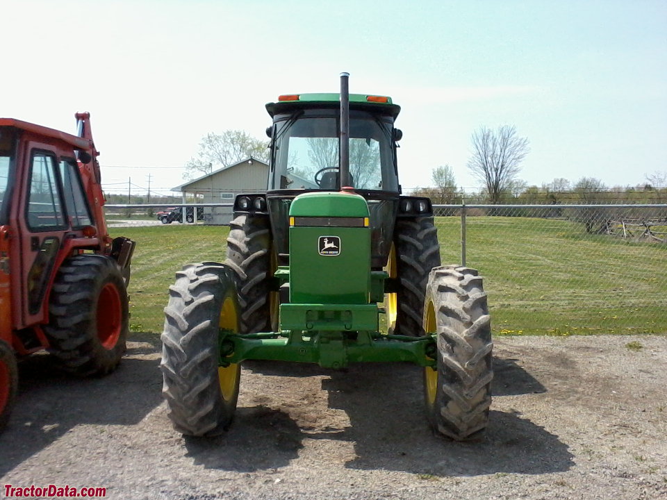John Deere 2950