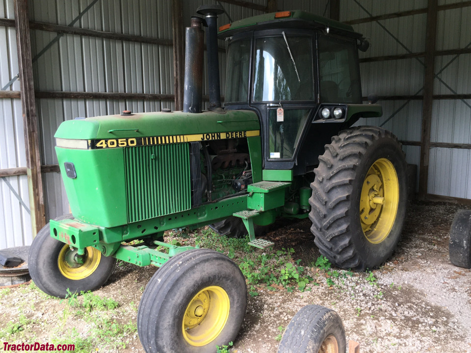 John Deere 4050