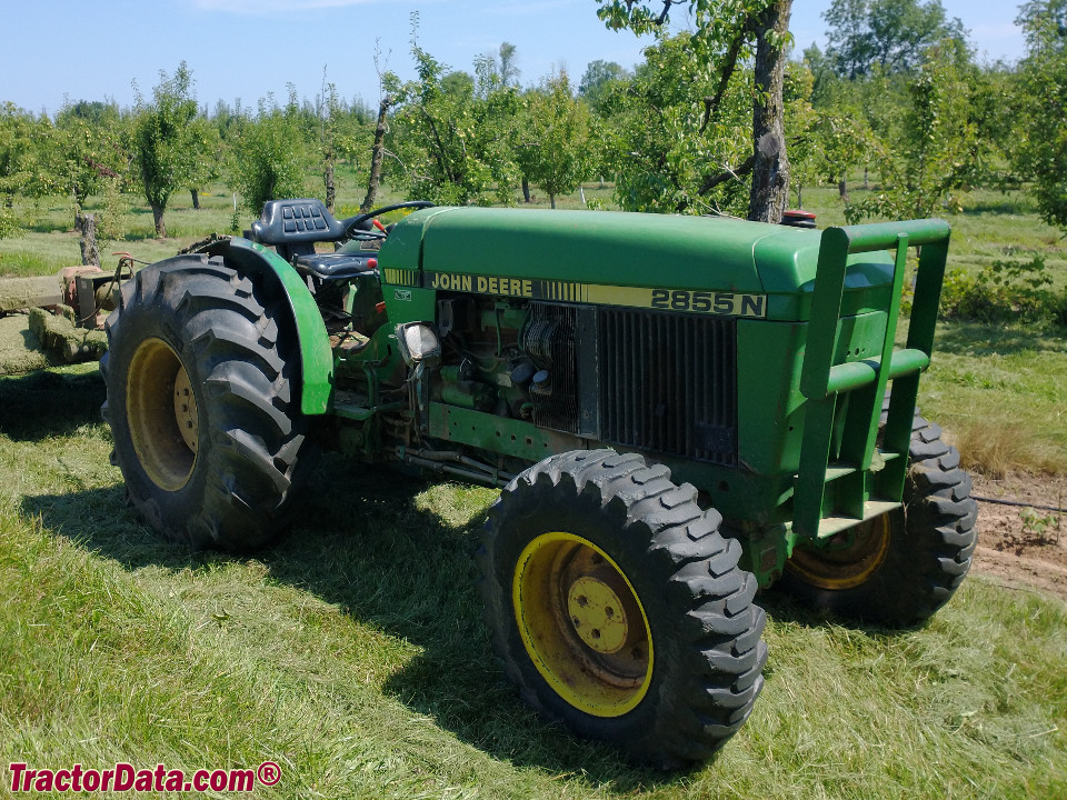 John Deere 2855N