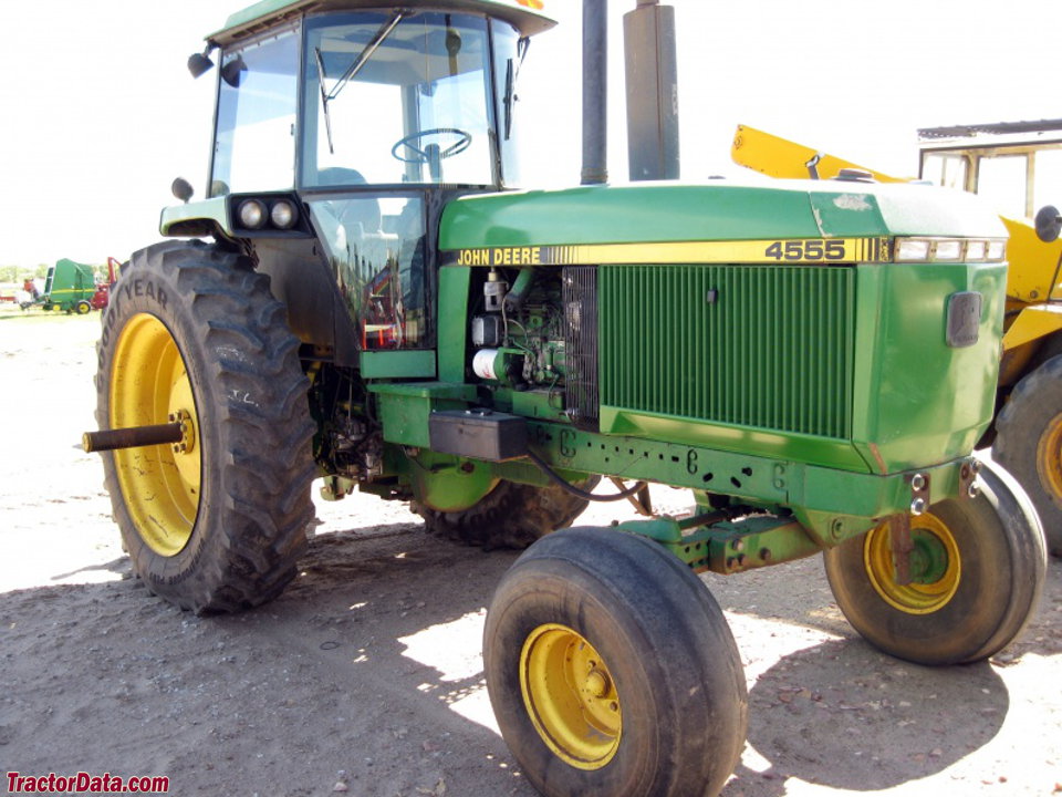 Two-wheel drive John Deere 4555