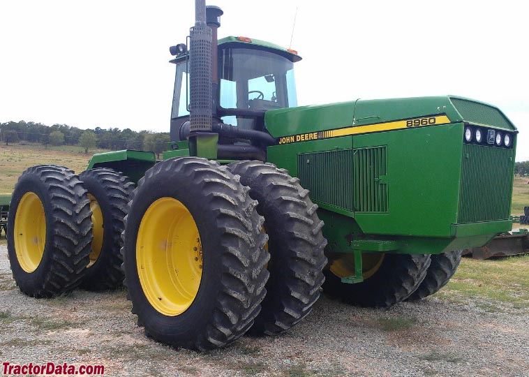 John Deere 8960