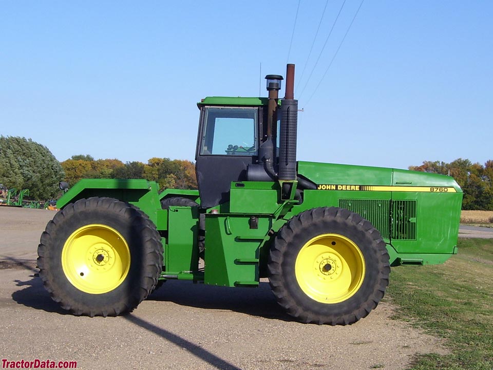 John Deere 8760