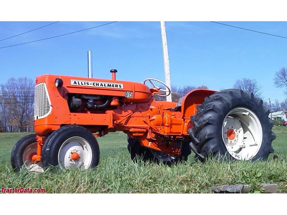 Allis-Chalmers D15, left side.