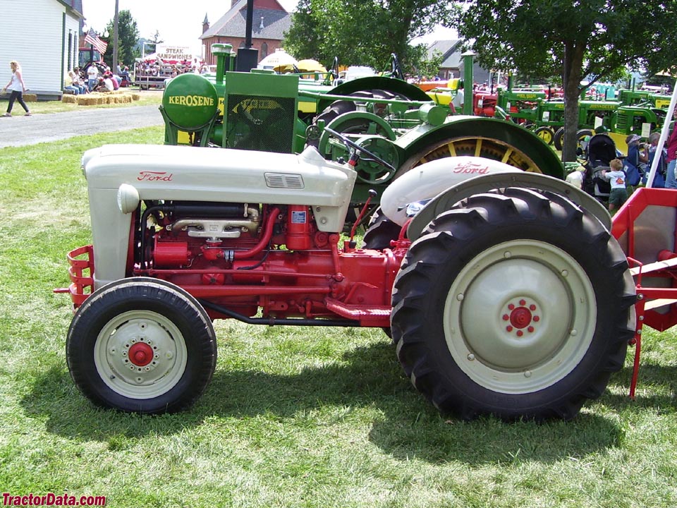 1953 Ford jubilee tractor data #4
