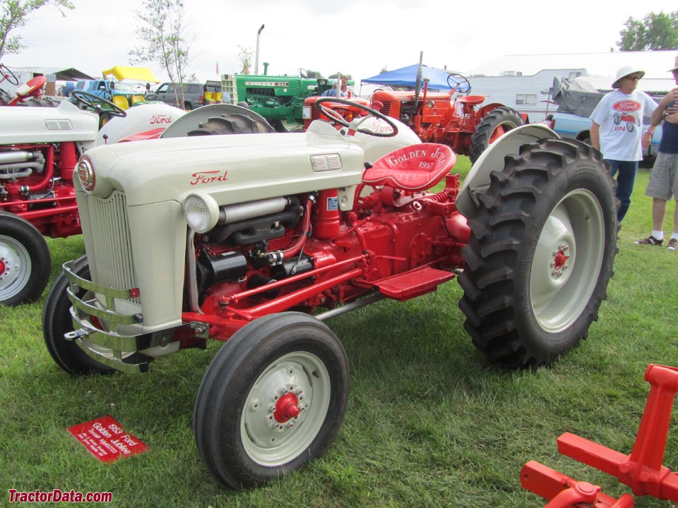1953 Diecast farm ford jubilee model tractor