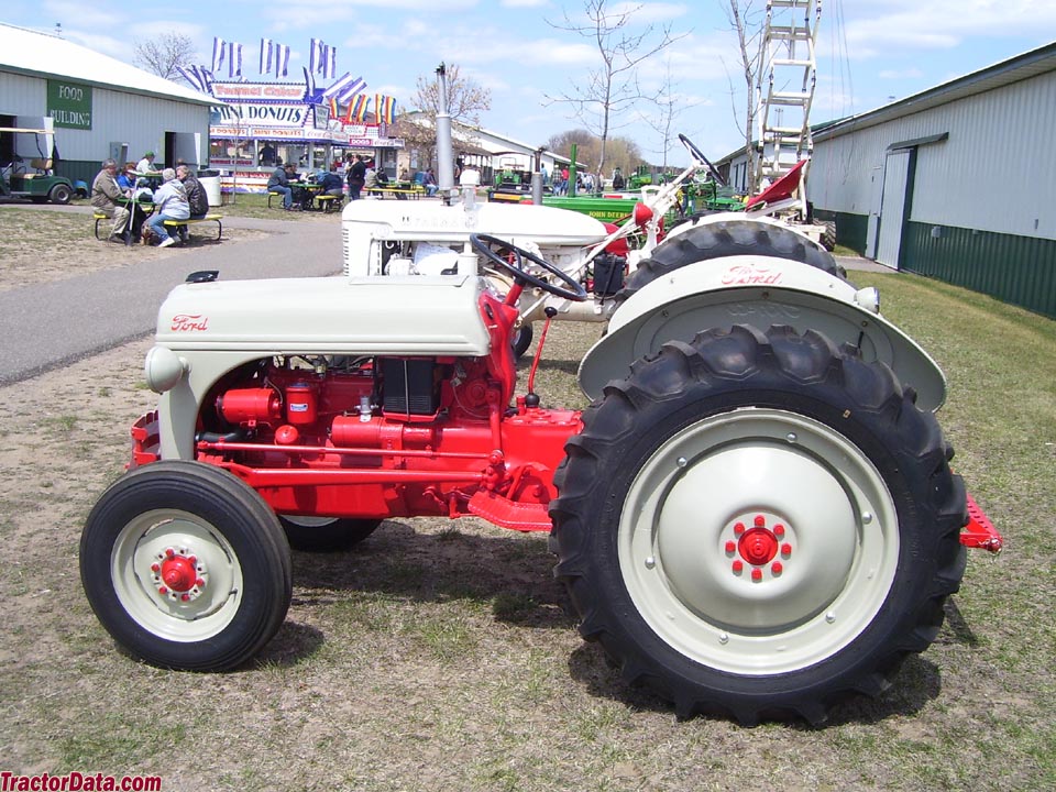 Ford 8n Tractor Photos Information