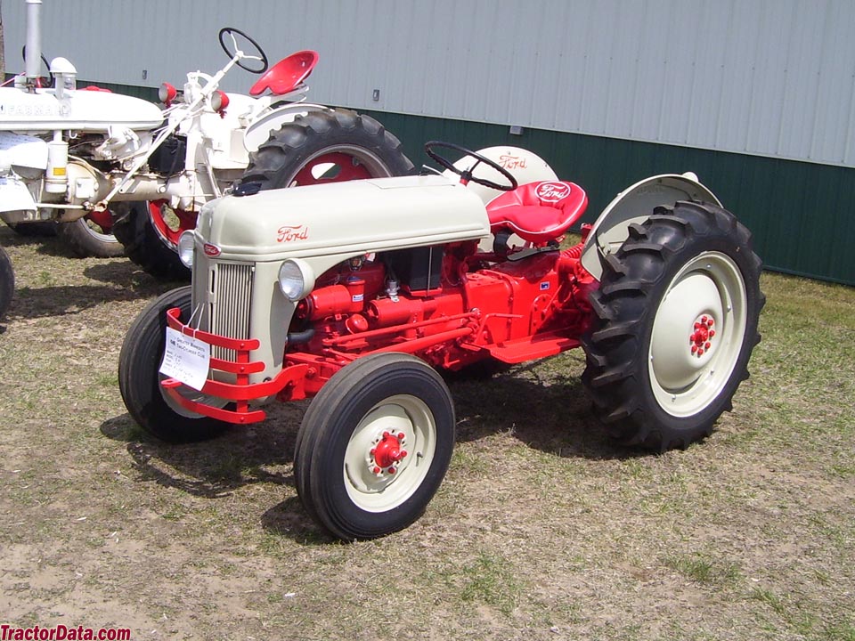 Ford 8n Tractor Photos Information