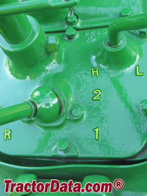 John Deere B transmission controls