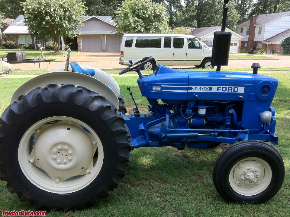 Ford 3600.