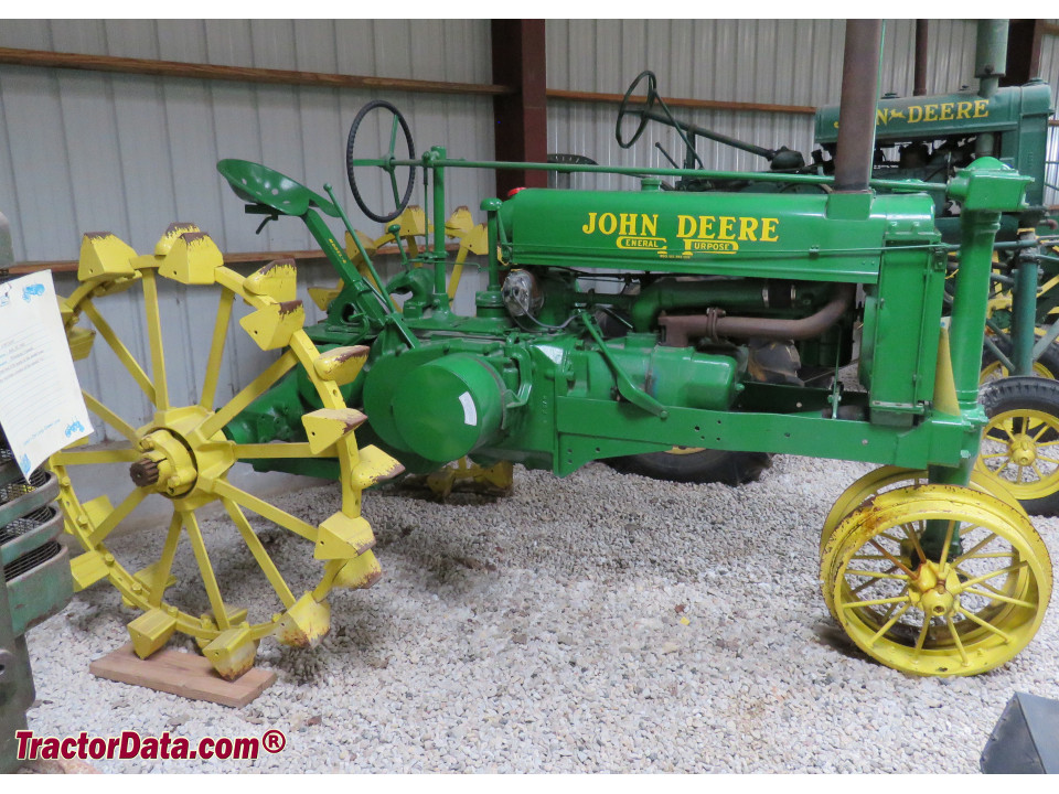1938 John Deere model G (