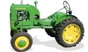 John Deere LA tractor photo