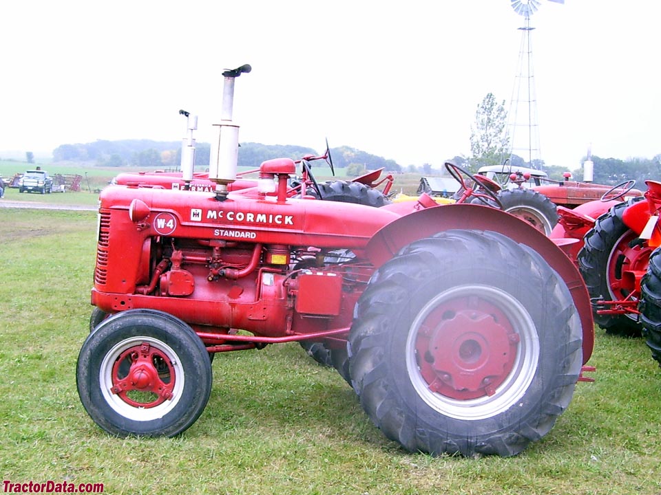 McCormick-Deering W-4 left-side profile.