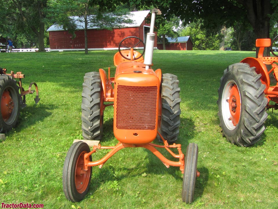 Allis Chalmers B