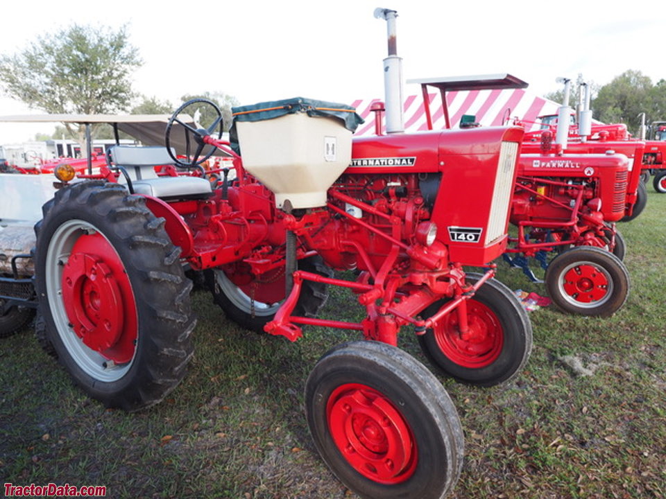 International Harvester 140