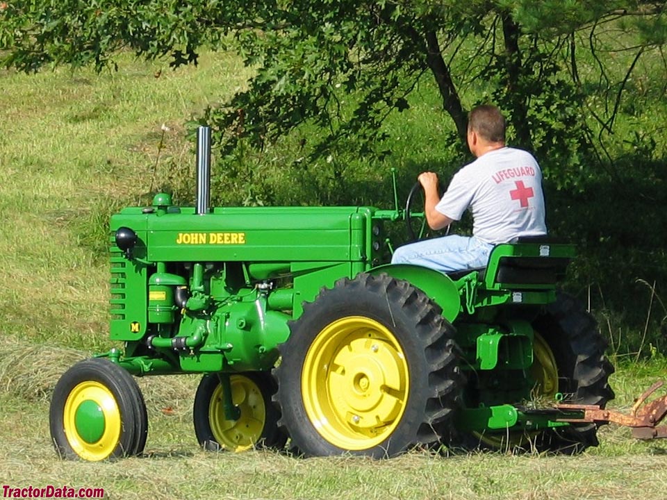 John Deere model M, left-rear view.