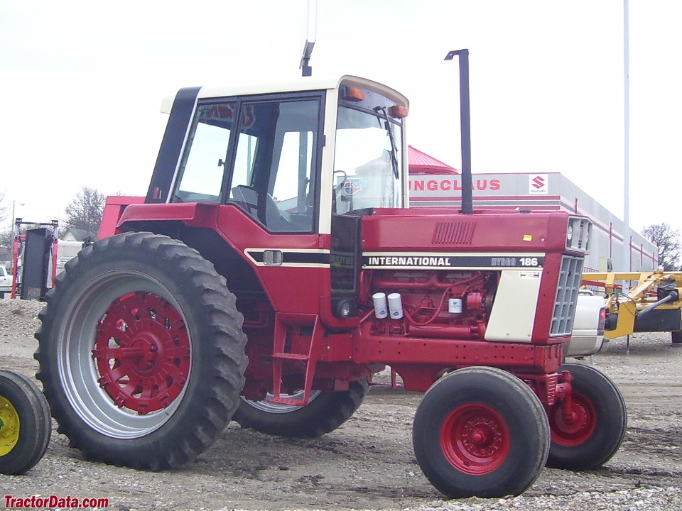 International Harvester Hydro 186