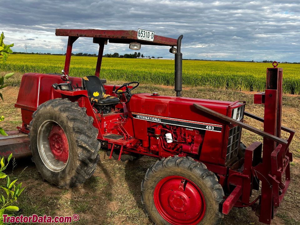 International Harvester 483