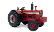 International Harvester 1026 tractor photo