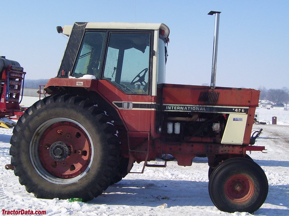 International Harvester 1486