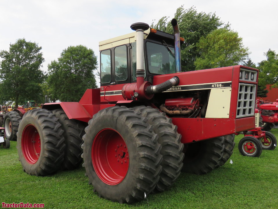 International Harvester 4786