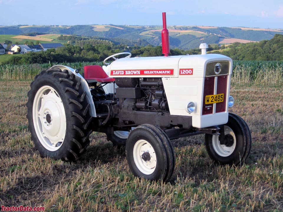 1970 David Brown 1200, restored by Guy Bolmer.