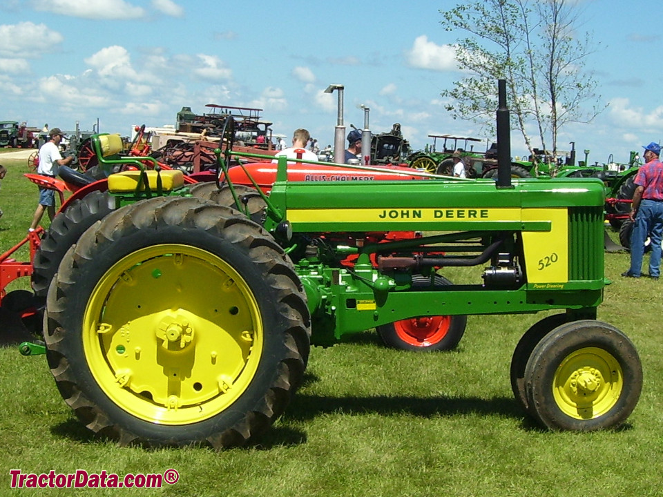 John Deere 520 with Roll-o-Matic tricycle front end.