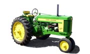 John Deere 620 tractor photo