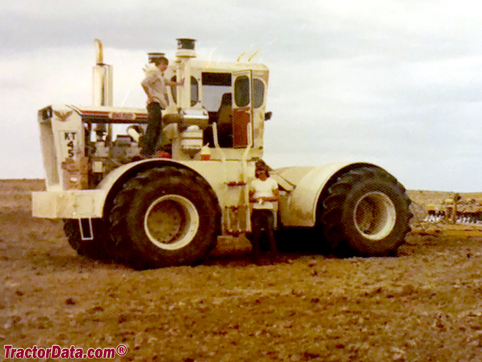 Big Bud KT-450 performaing tillage work.