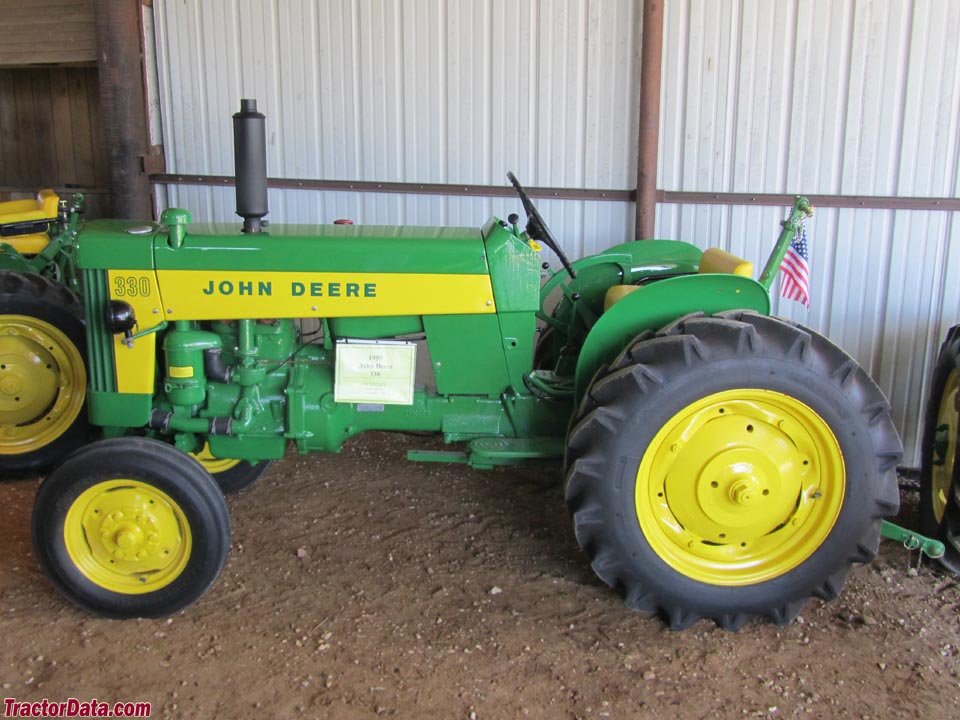 John Deere 330U Utility