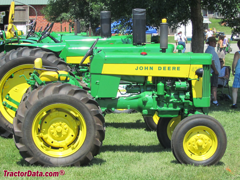 John Deere 430S Standard tractor.
