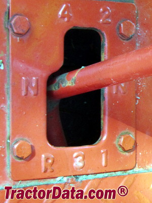J.I. Case 1031 transmission controls