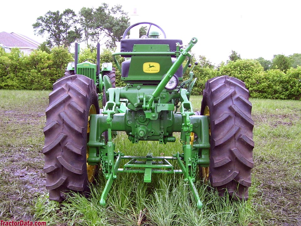 John Deere 1010 Tractor Photos Information