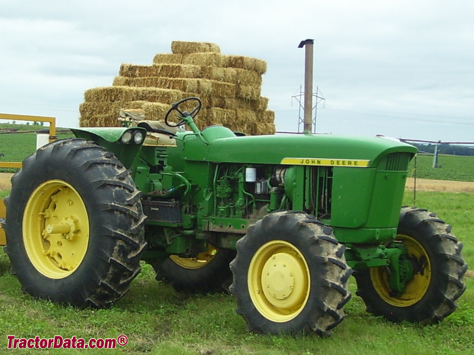 John Deere 4020 tractor with HFWD four-wheel drive.