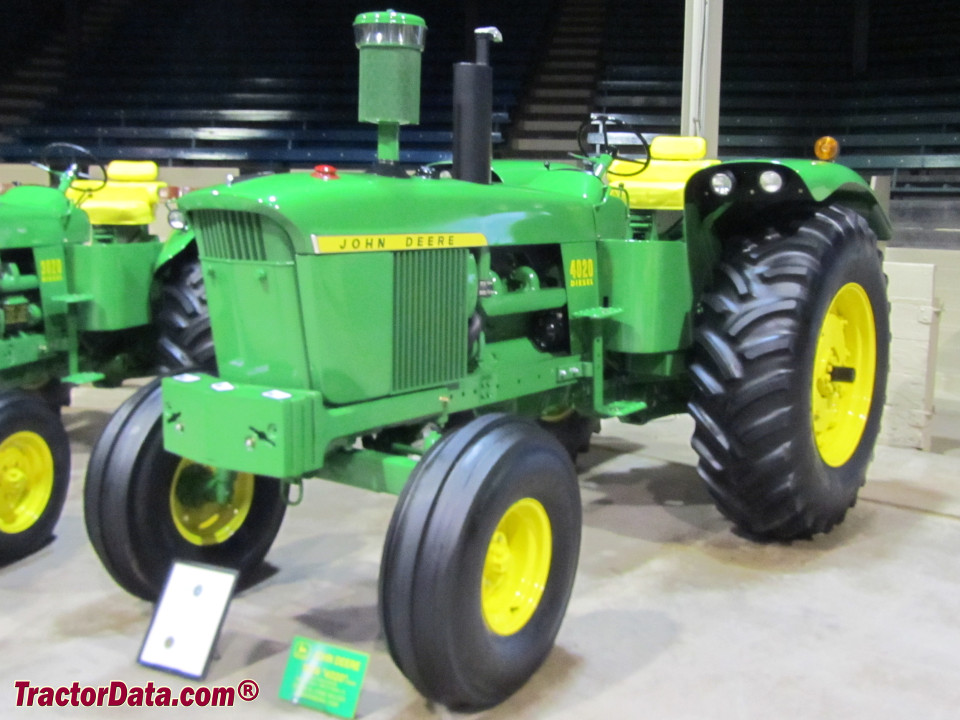 John Deere 4020 standard tractor.