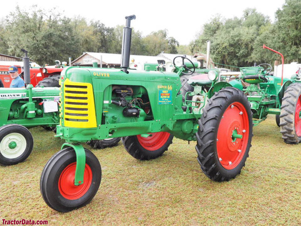 Late Oliver Super 66 gas, left side.