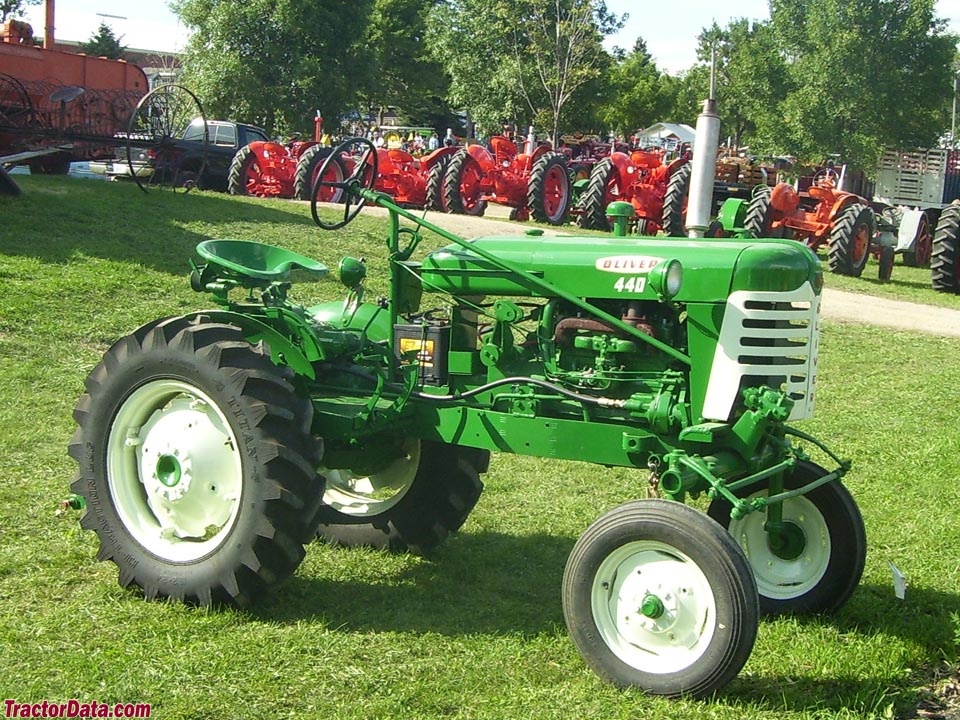 Oliver 440