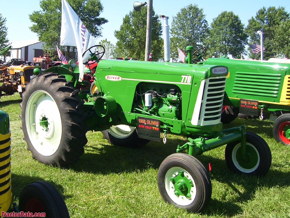 Oliver 770 with wide front end.