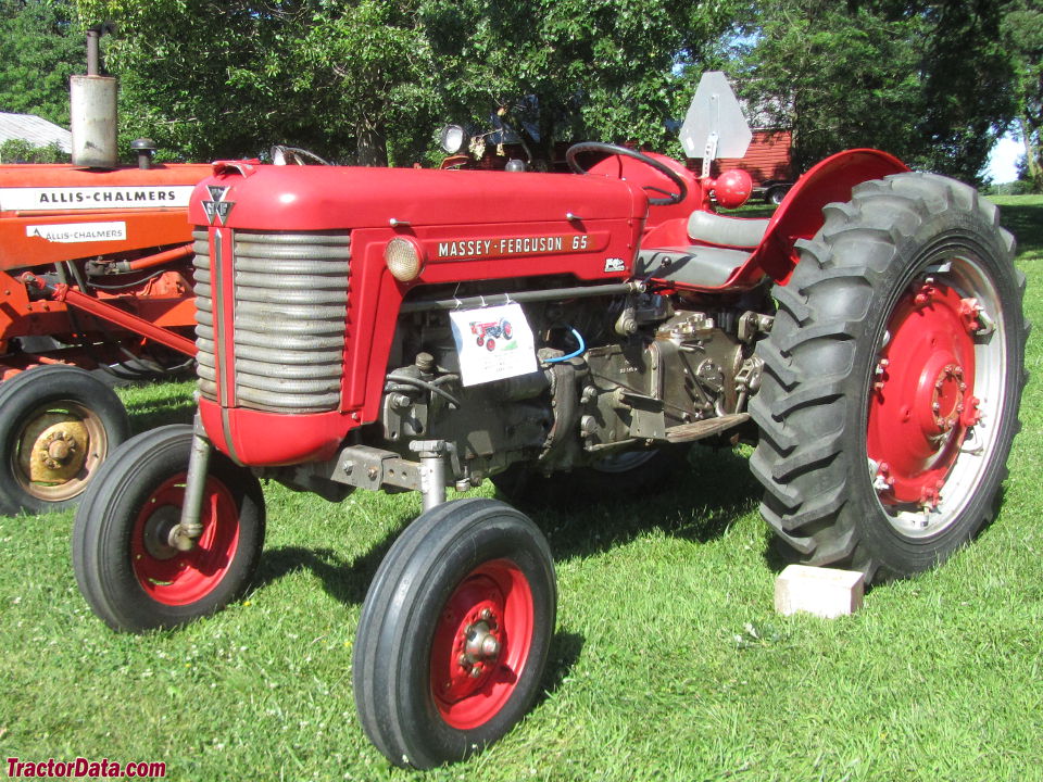 Massey Ferguson 65 high-arch (C).