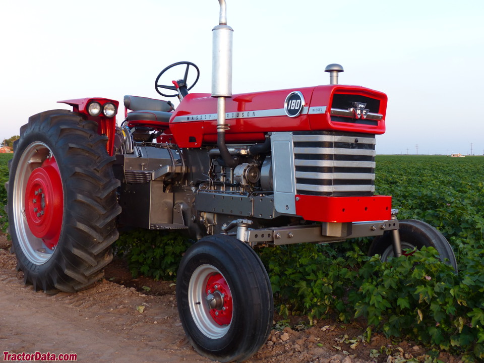 Massey Ferguson 180, right side.