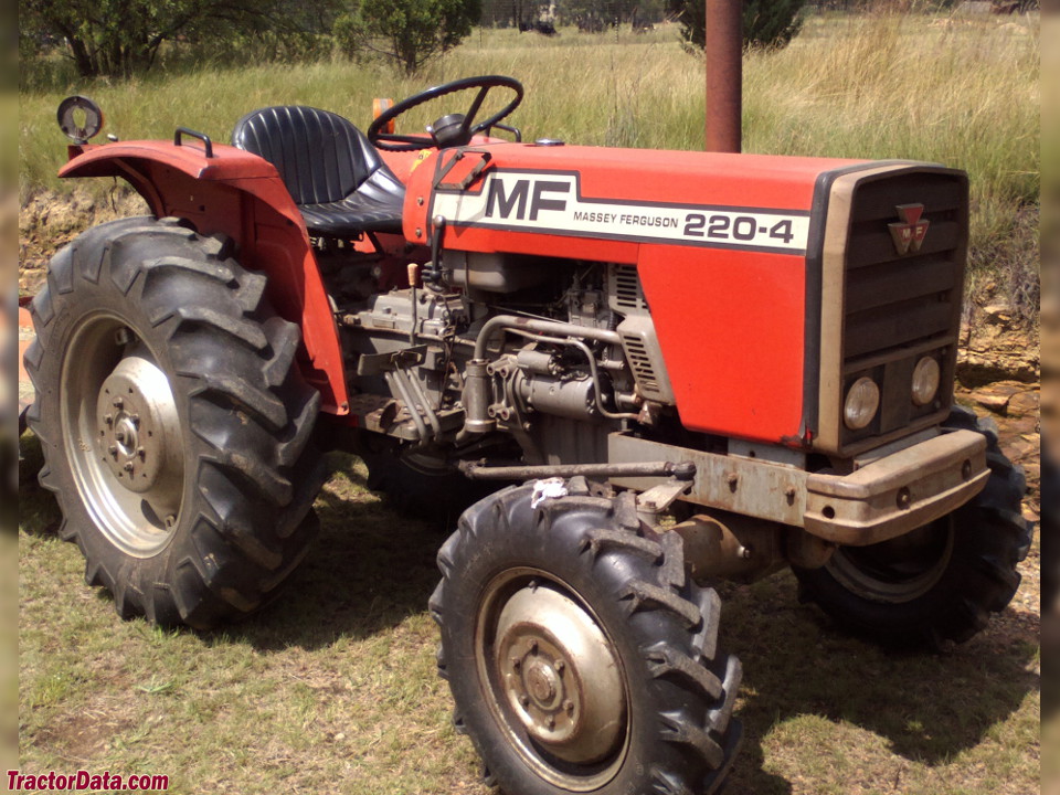 Massey Ferguson 220-4.