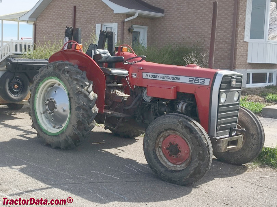 Massey Ferguson 263