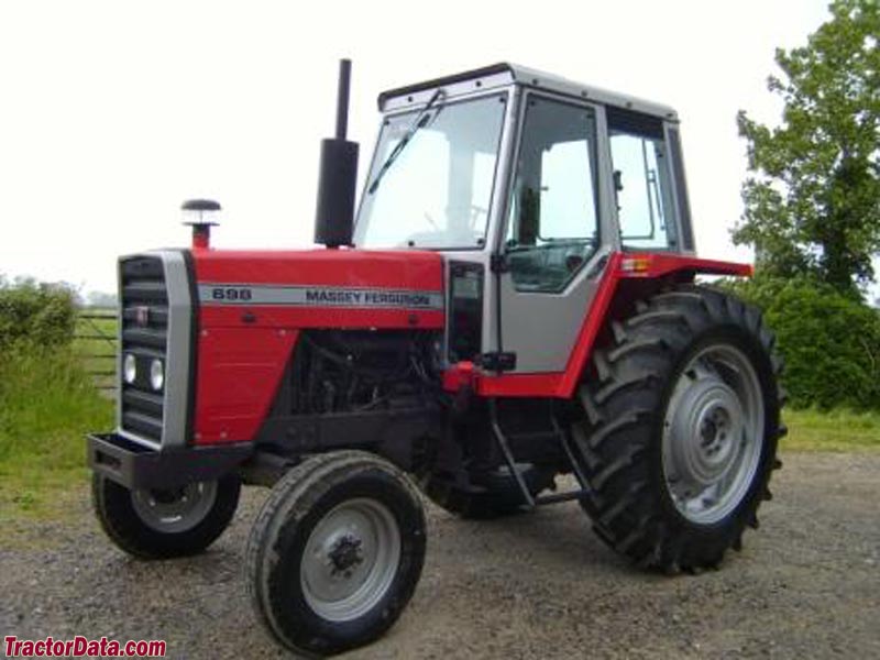 Massey Ferguson 698