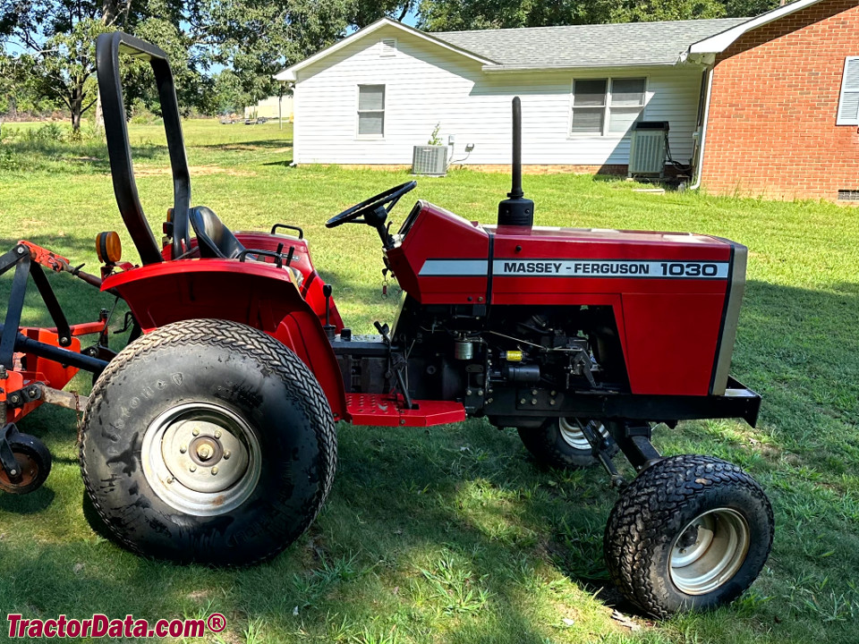 Massey Ferguson 1030