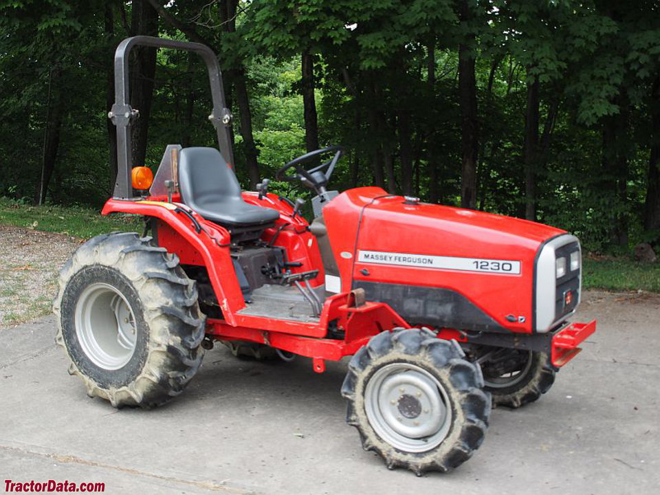 Massey Ferguson 1230, right side.