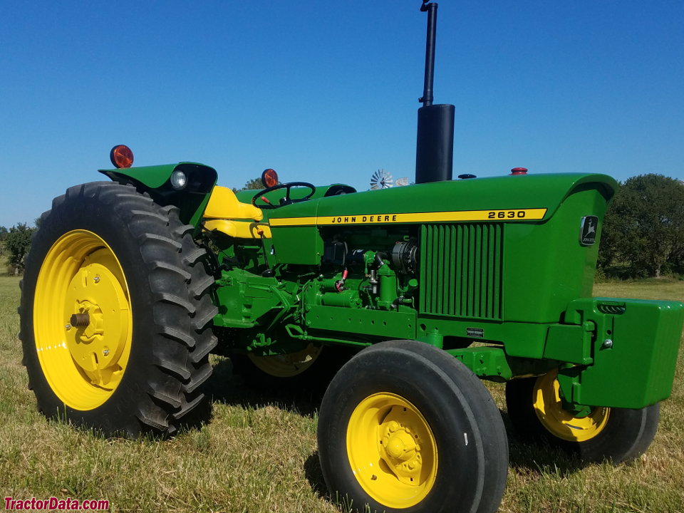 John Deere 2630